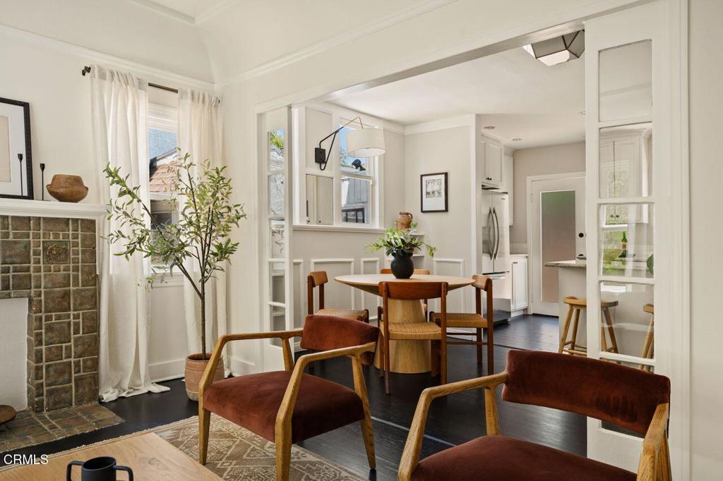 7567 Rosewood Avenue