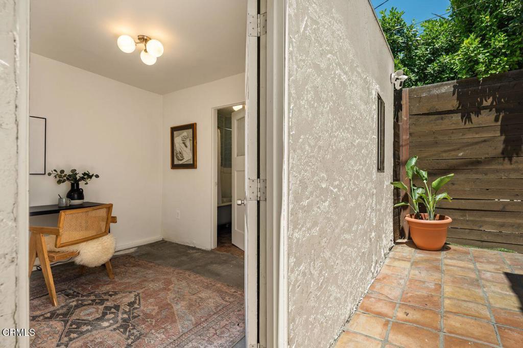 7567 Rosewood Avenue