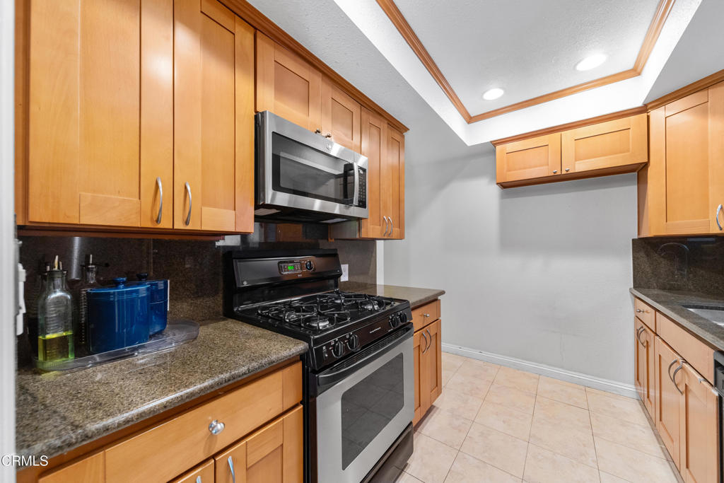 832 Magnolia Avenue 2