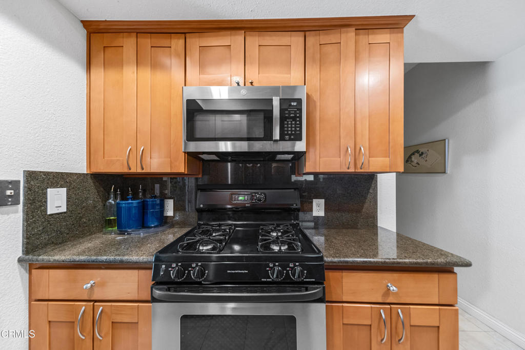 832 Magnolia Avenue 2