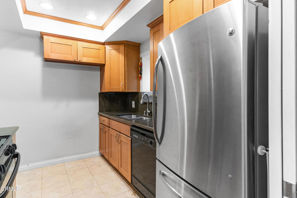 832 Magnolia Avenue 2