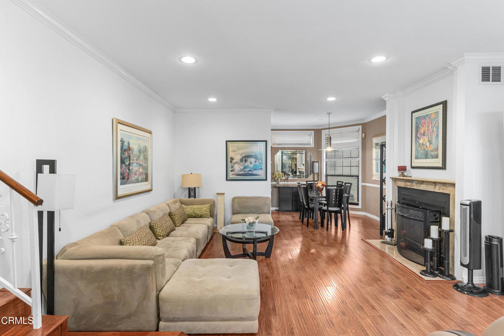 832 Magnolia Avenue 2
