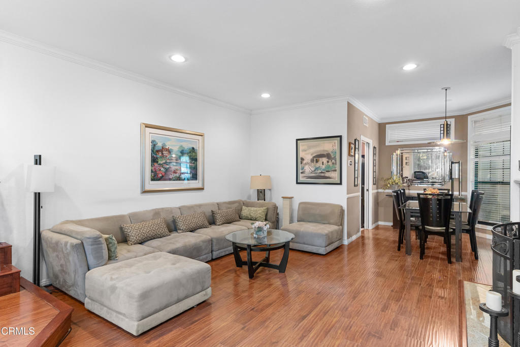 832 Magnolia Avenue 2