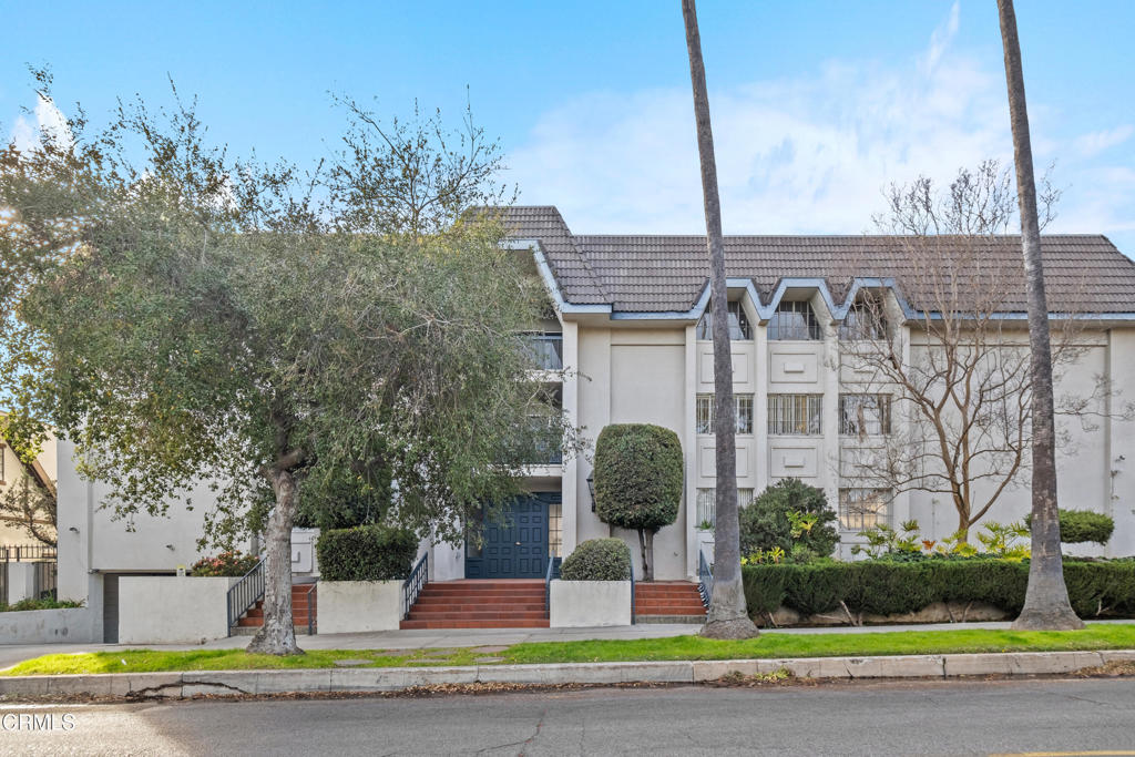 497 S El Molino Avenue 102