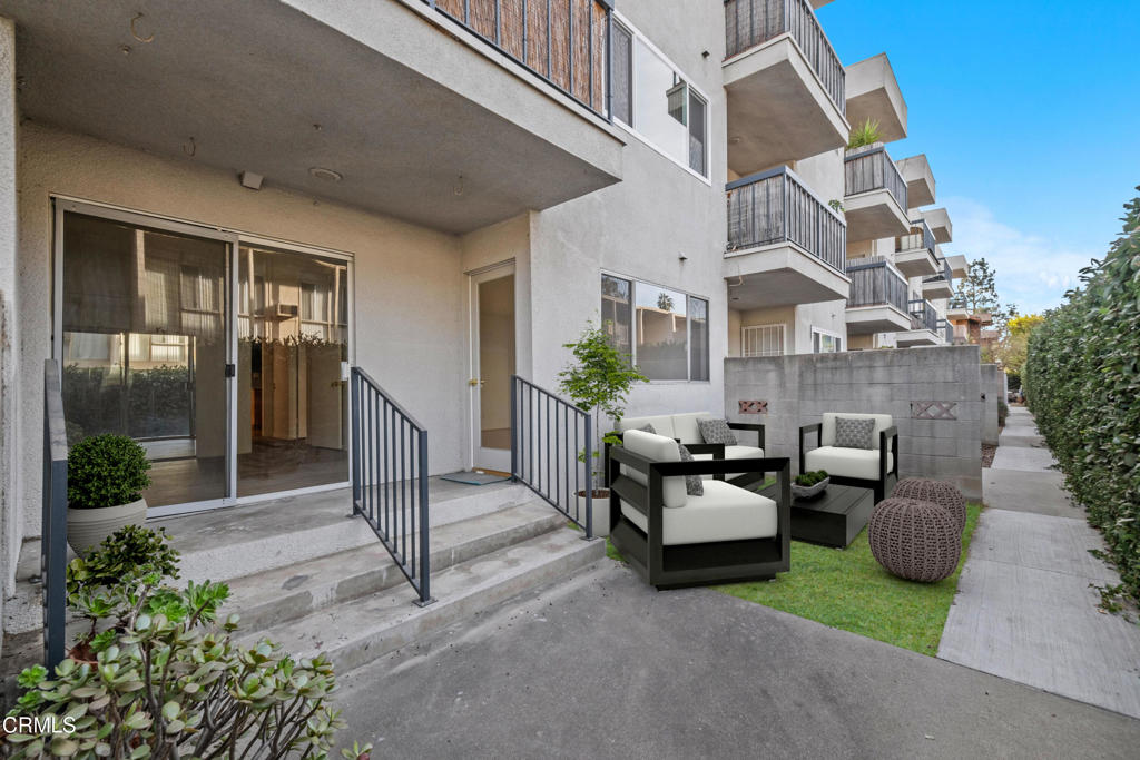 497 S El Molino Avenue 102