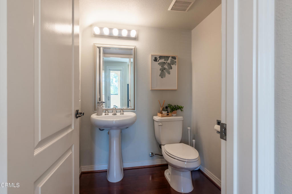 2461 Wagner Street 1