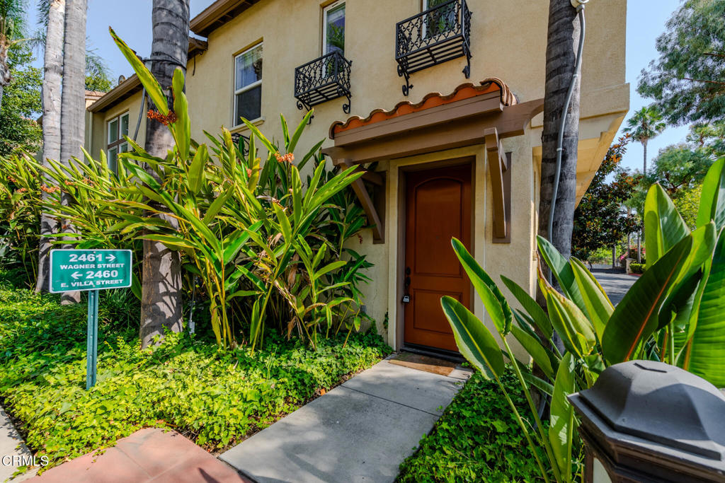 2461 Wagner Street 1