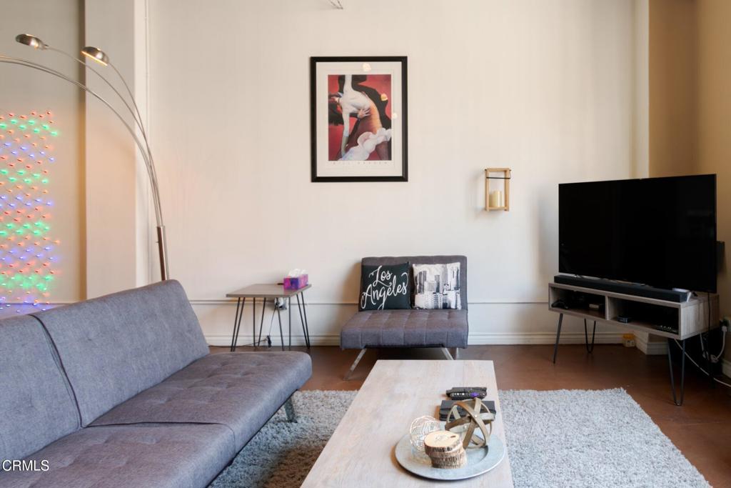 312 W 5th Street 705