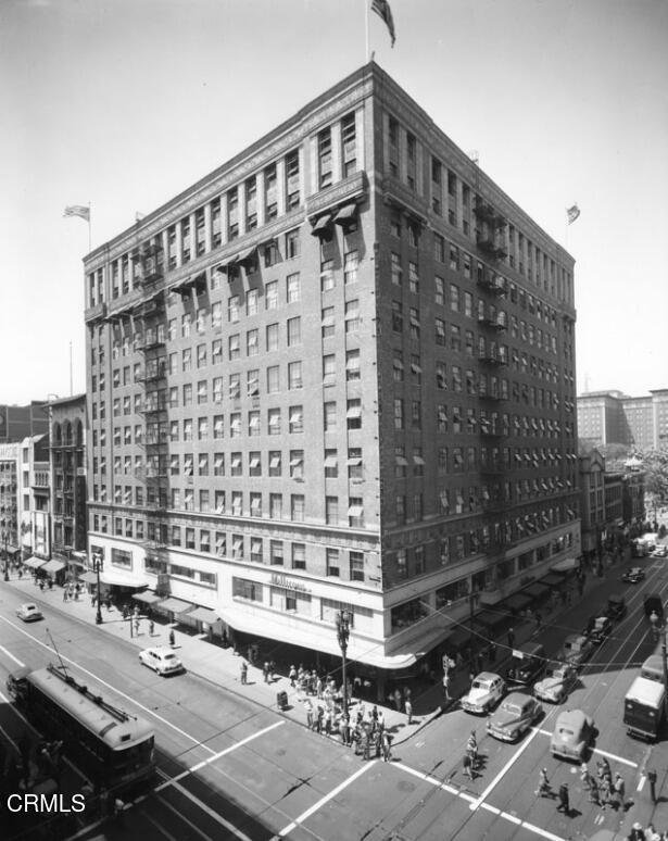 312 W 5th Street 705