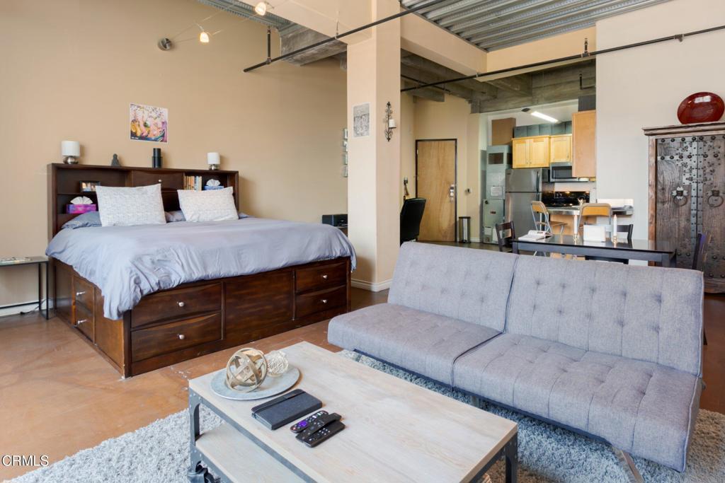 312 W 5th Street 705