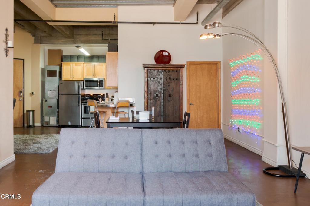 312 W 5th Street 705