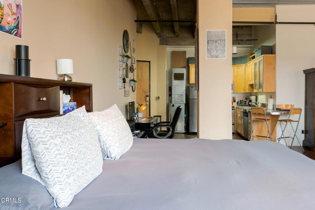 312 W 5th Street 705