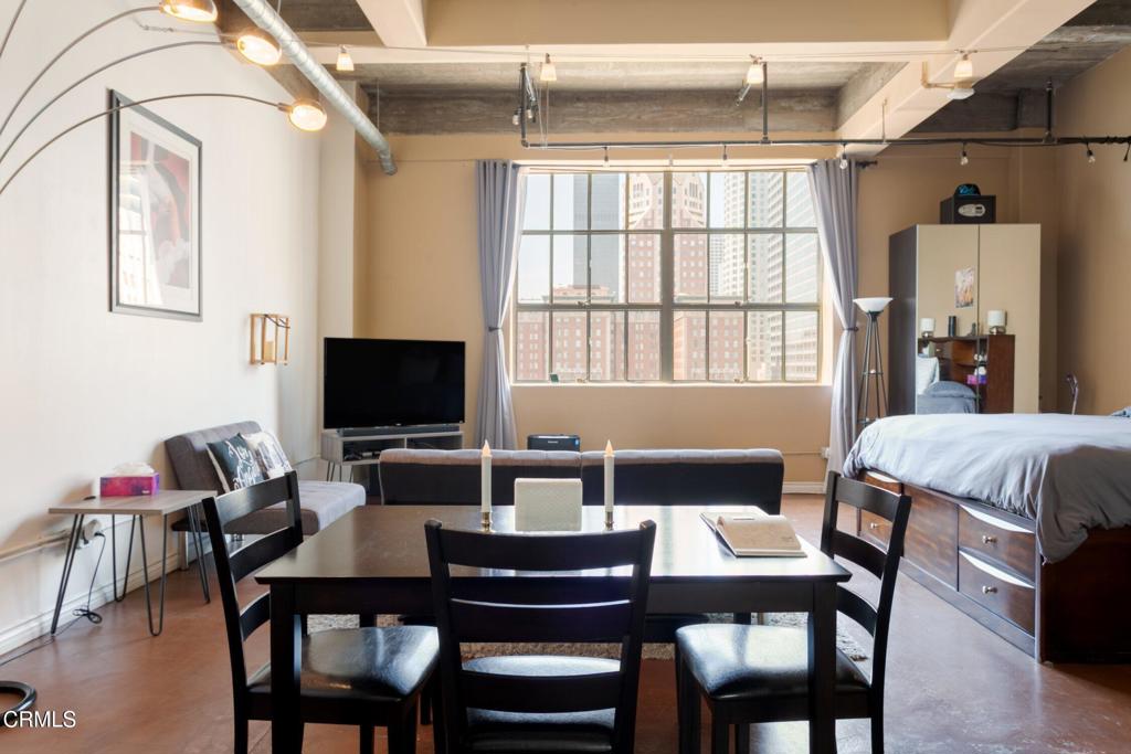 312 W 5th Street 705
