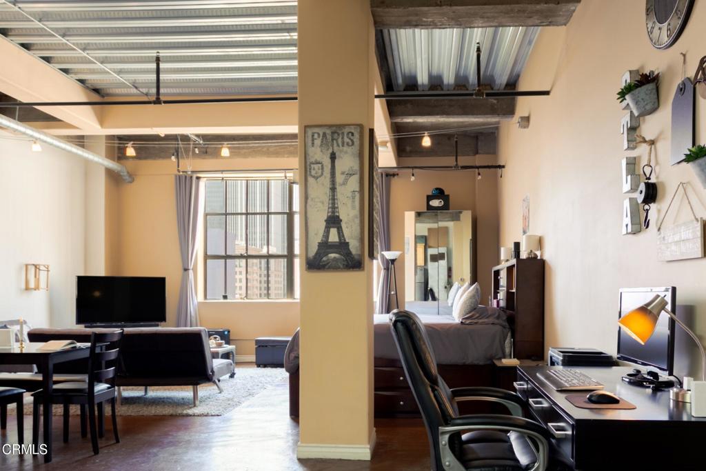 312 W 5th Street 705