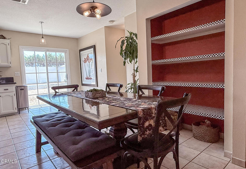 150 E Floral Drive