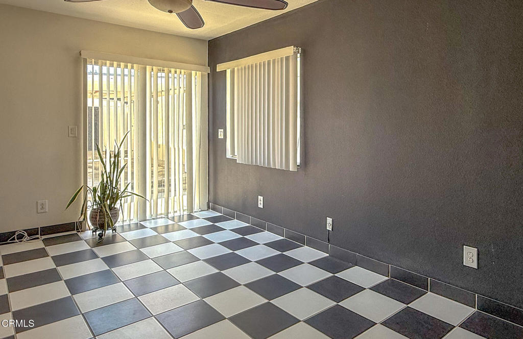 150 E Floral Drive