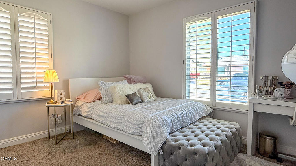 150 E Floral Drive