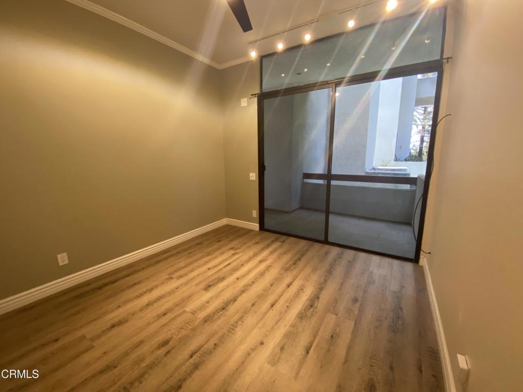 500 E Del Mar Boulevard 28