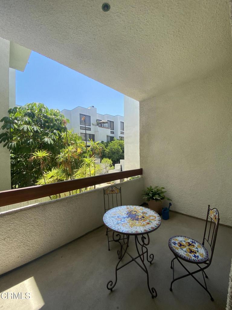 500 E Del Mar Boulevard 28