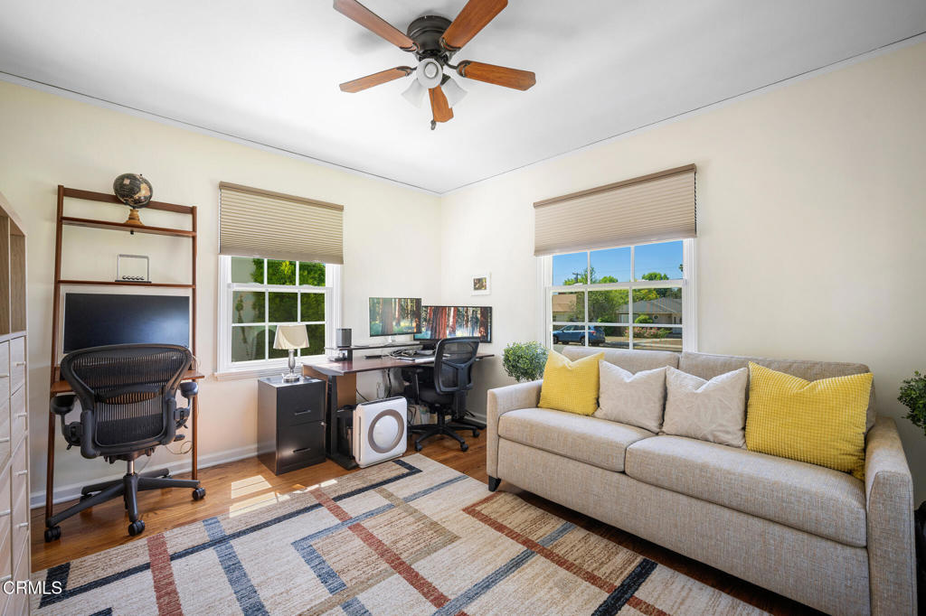 2175 Las Lunas Street