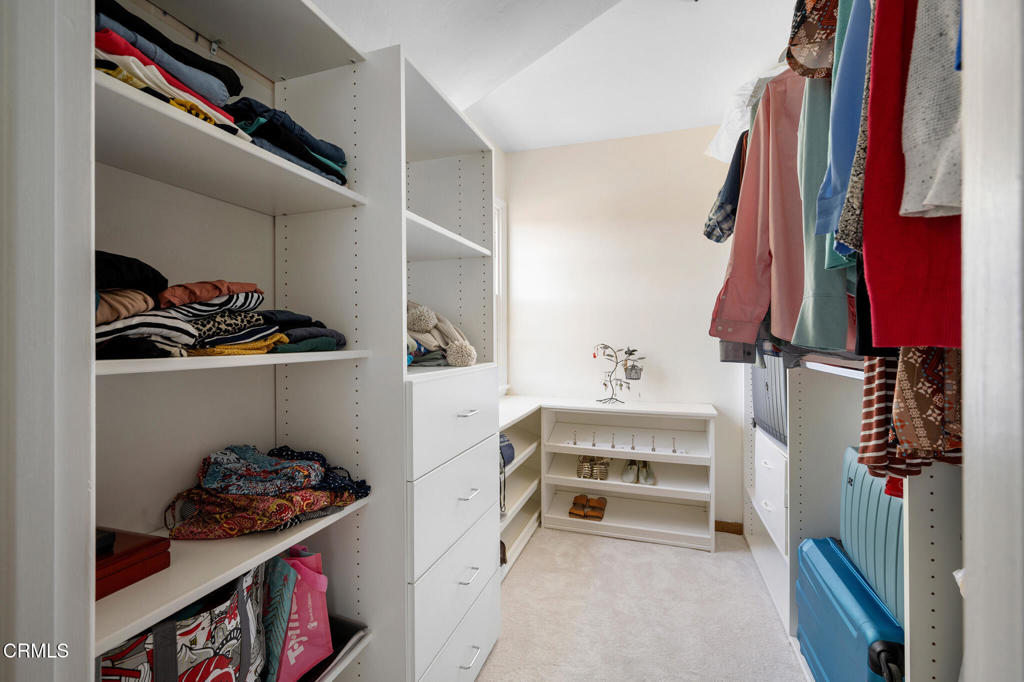 2175 Las Lunas Street