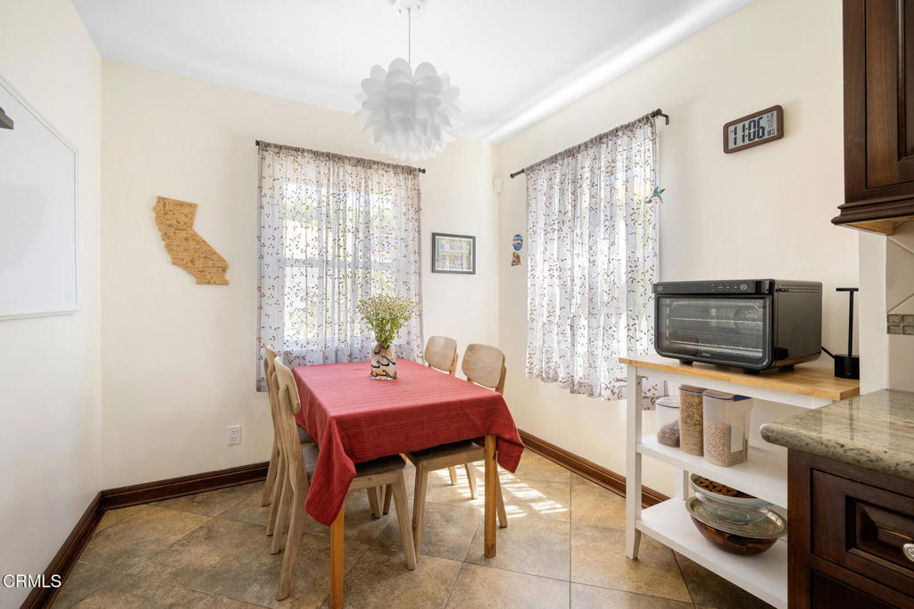 2175 Las Lunas Street