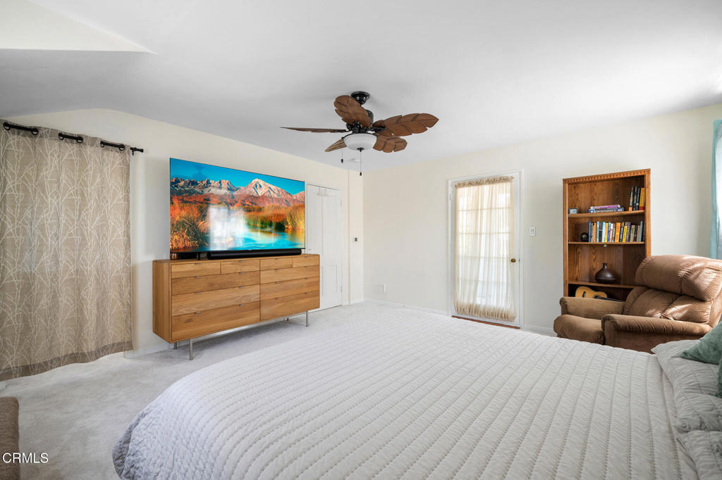 2175 Las Lunas Street