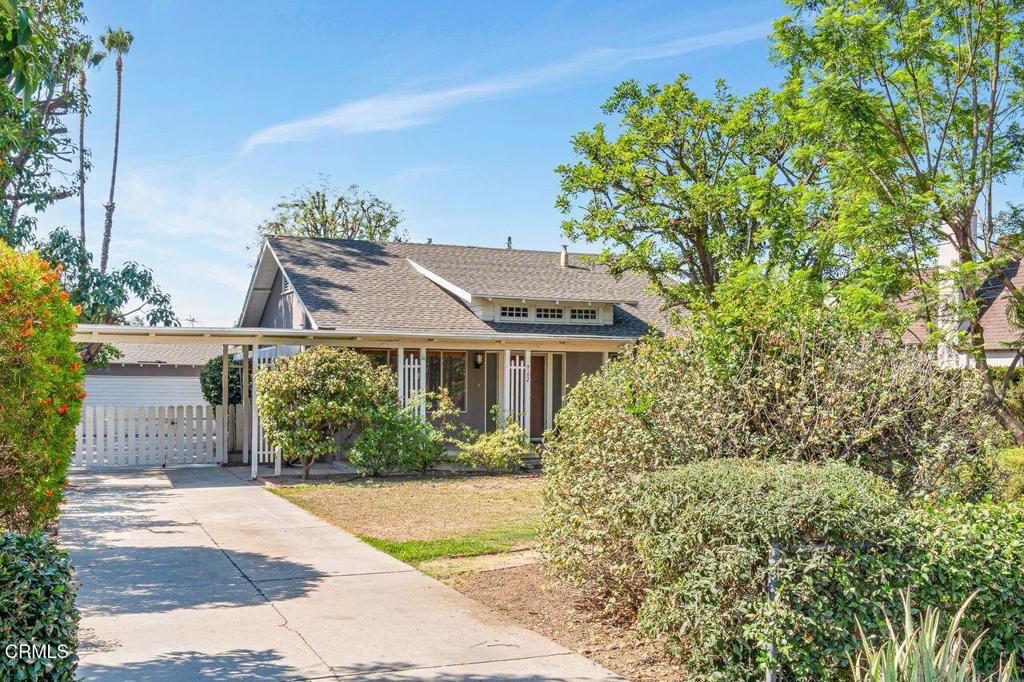 9102 E Fairview Avenue