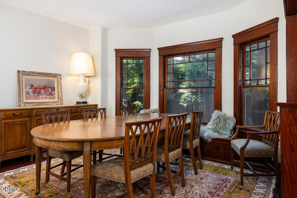 1031 Stratford Avenue