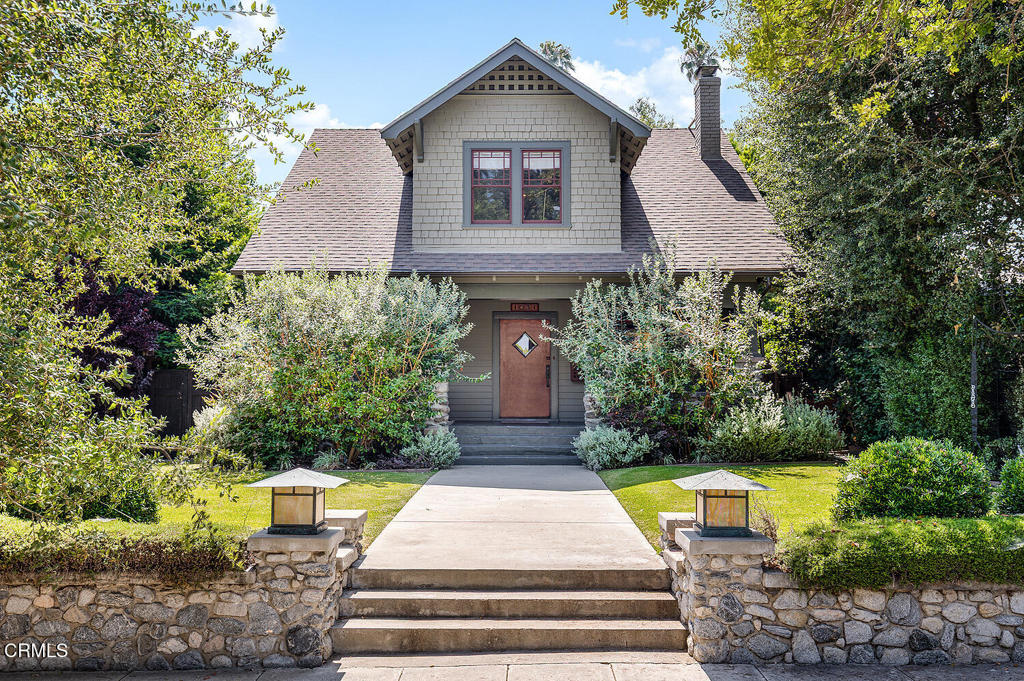 1031 Stratford Avenue