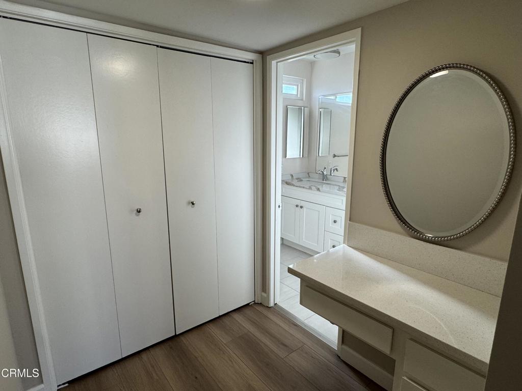 327 E Live Oak Street 17