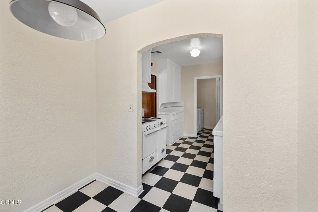 901 Wolford Lane