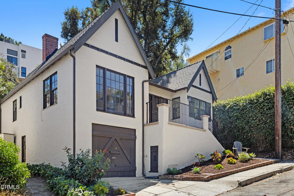 901 Wolford Lane