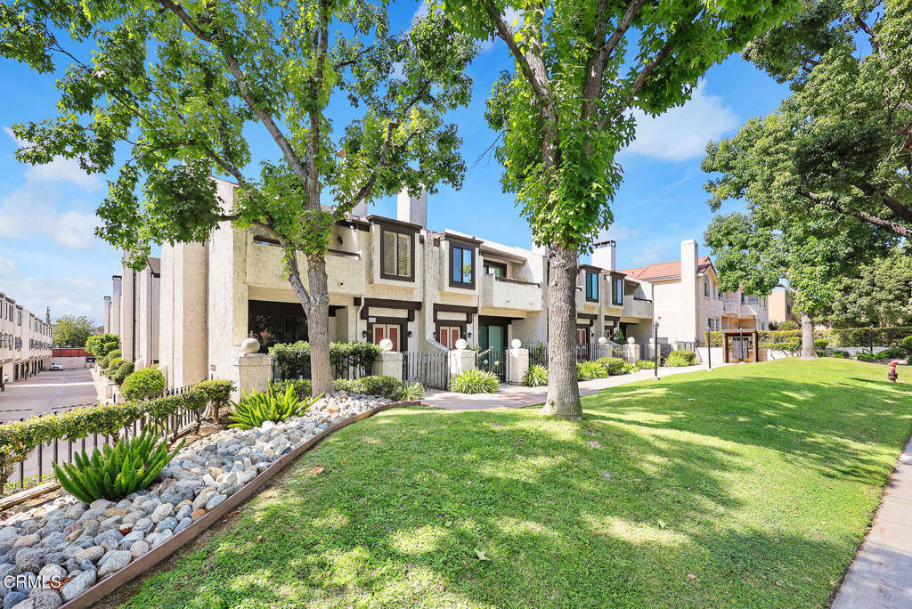 456 W Huntington Drive A