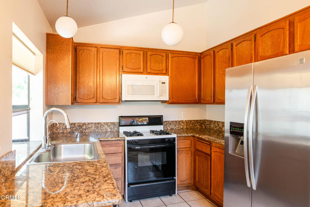 201 N Granada Avenue 3