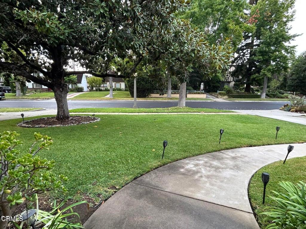 2190 Sherwood Road