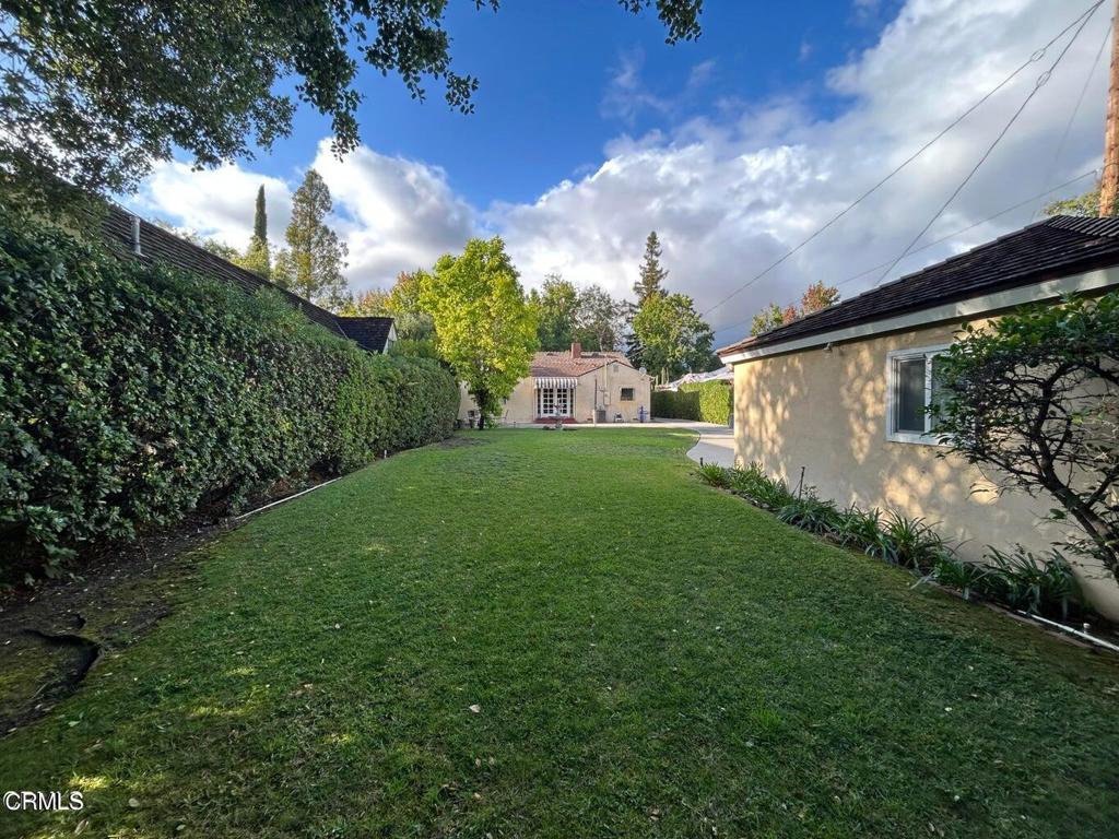 2190 Sherwood Road