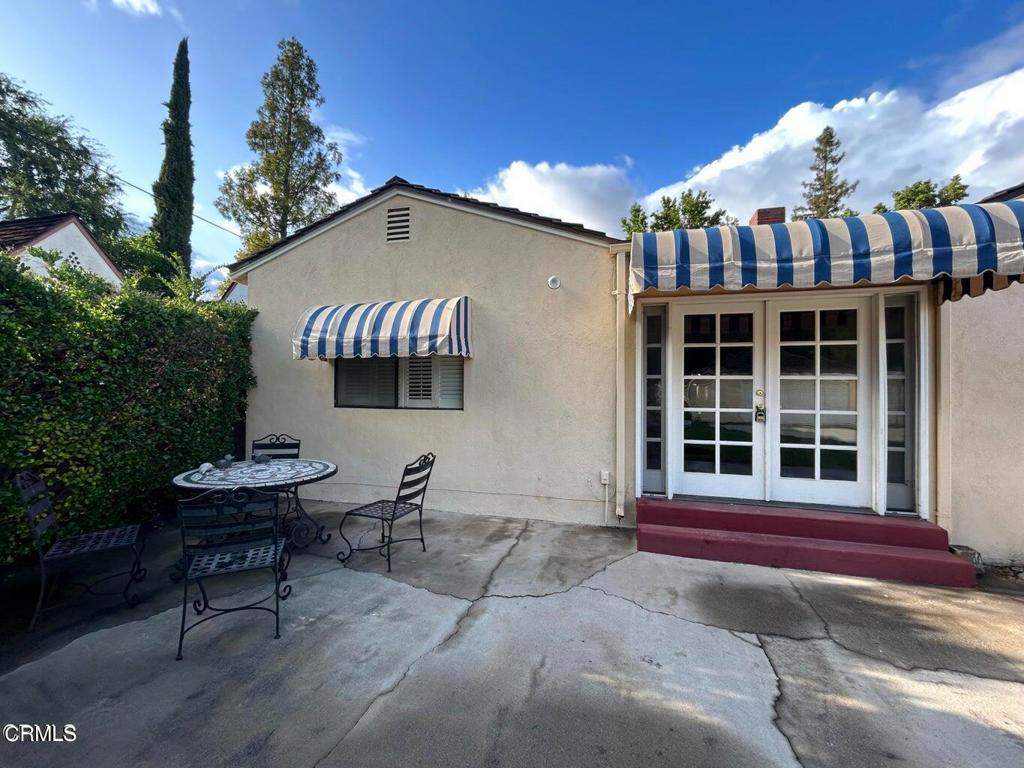 2190 Sherwood Road
