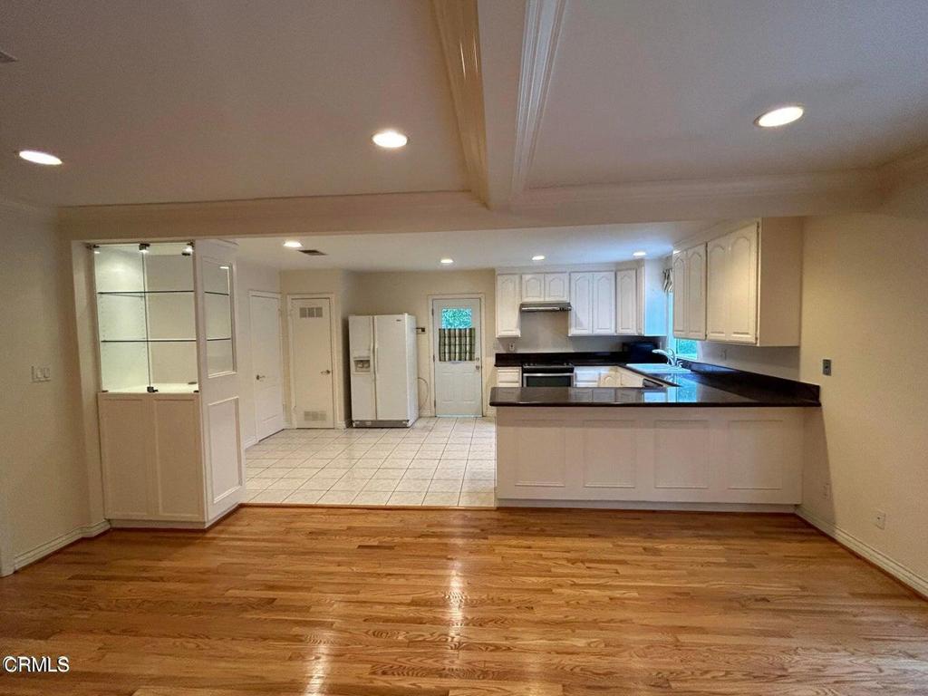 2190 Sherwood Road