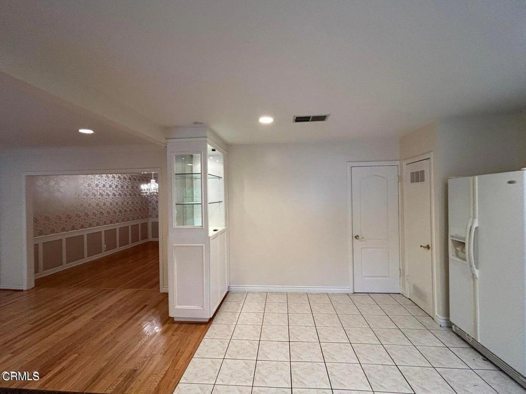 2190 Sherwood Road