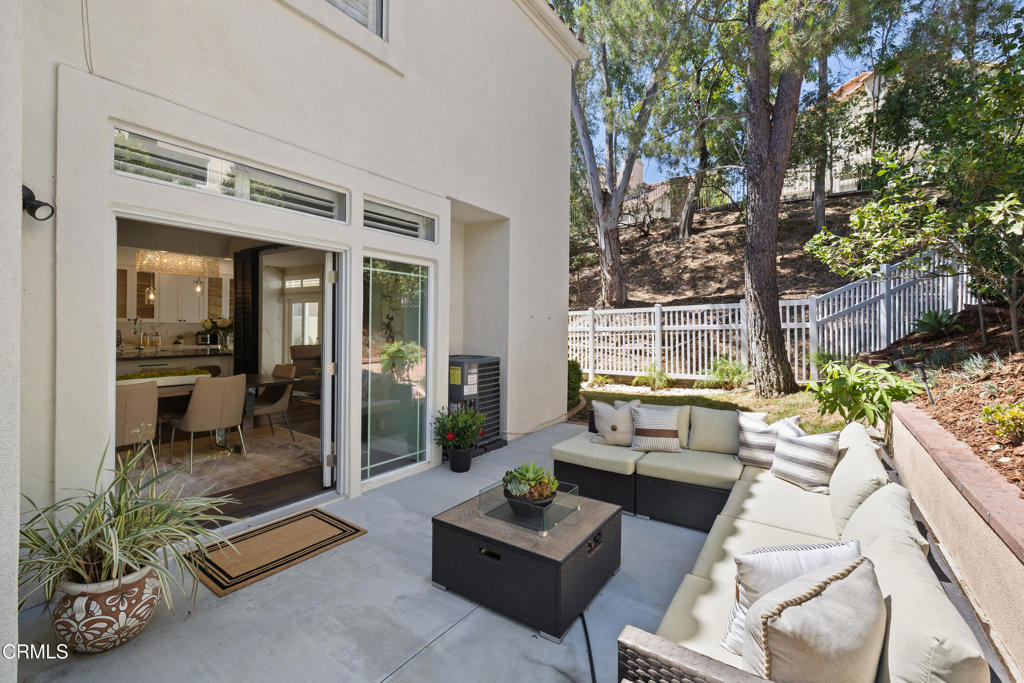 989 Calle La Primavera