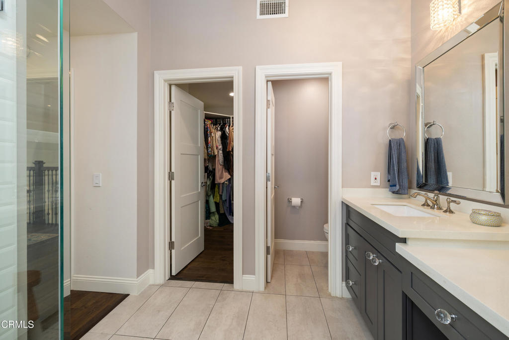 989 Calle La Primavera