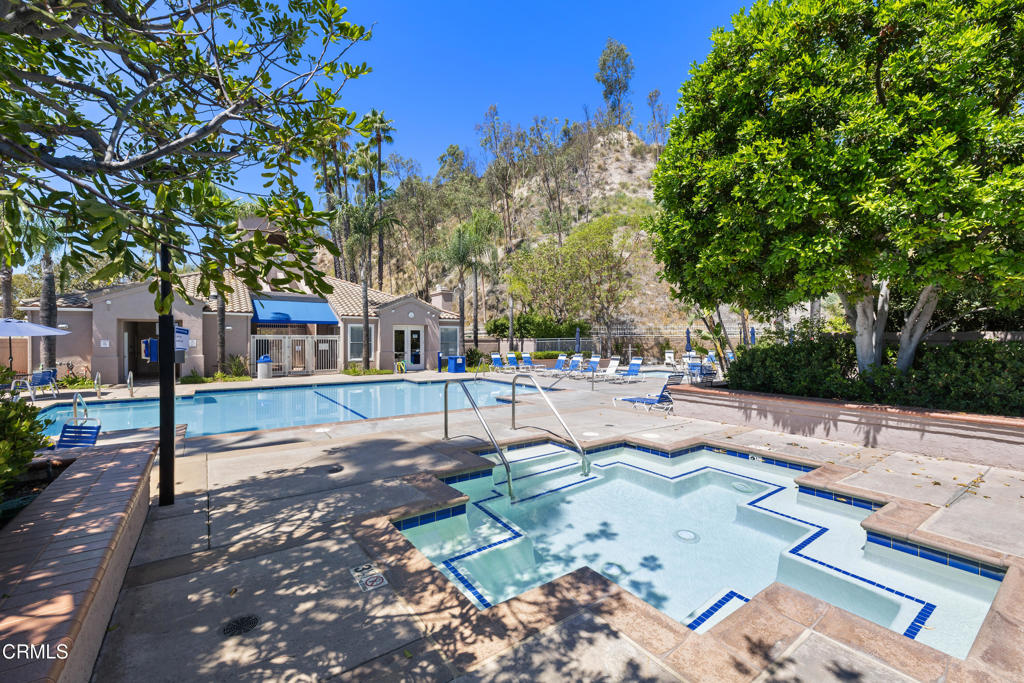 989 Calle La Primavera