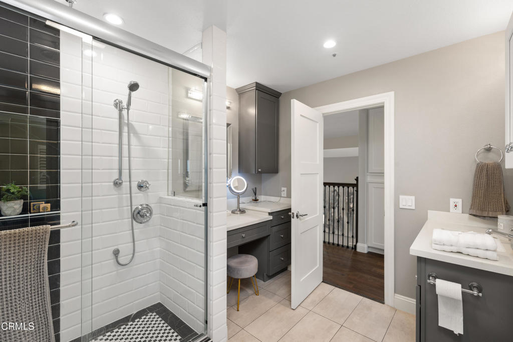 989 Calle La Primavera