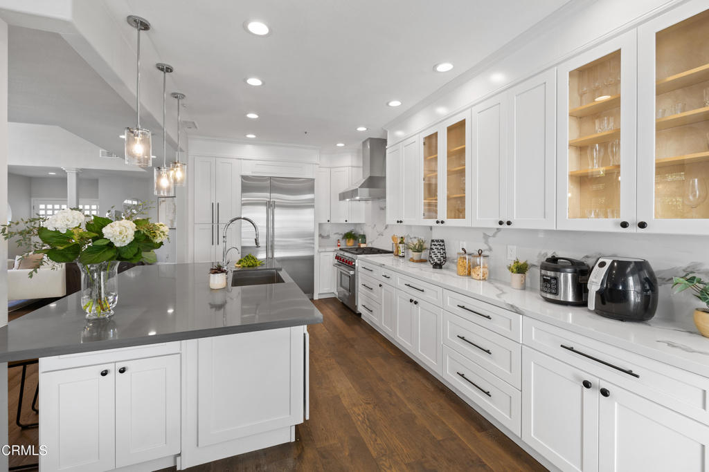 989 Calle La Primavera