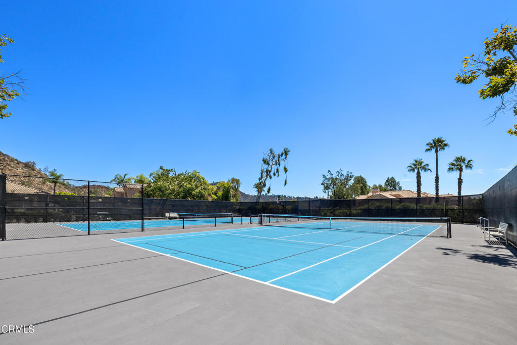 989 Calle La Primavera