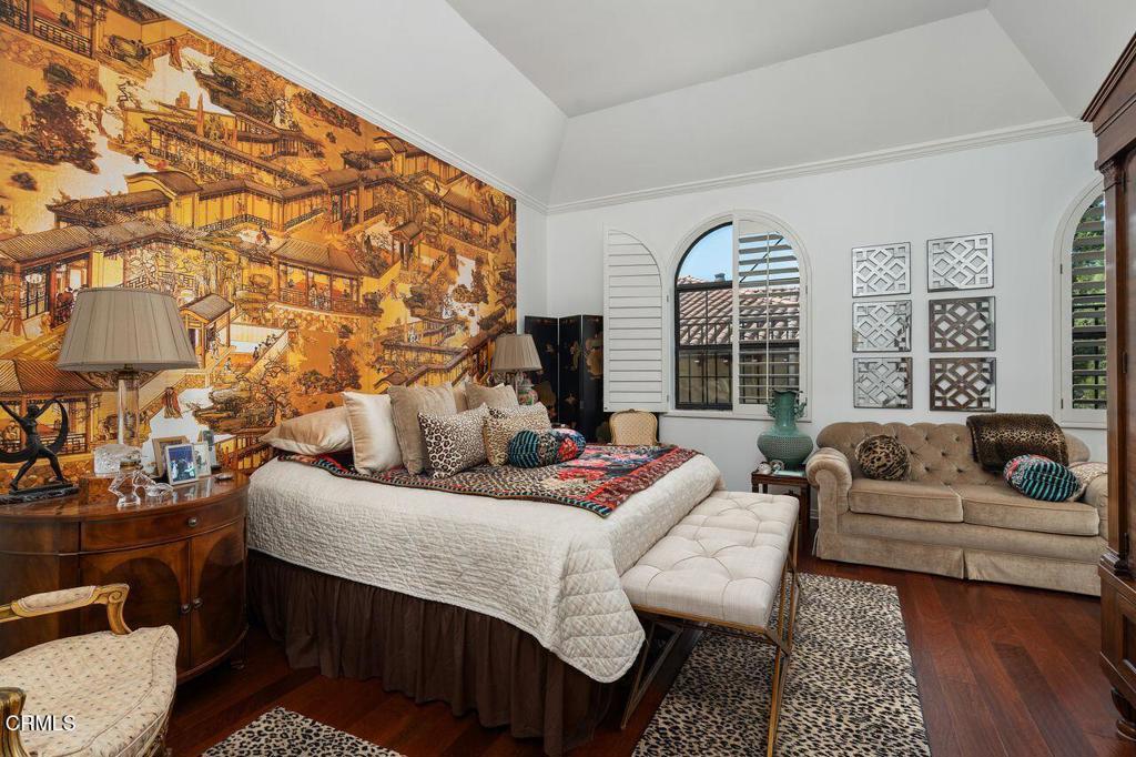 70 N Arroyo Boulevard