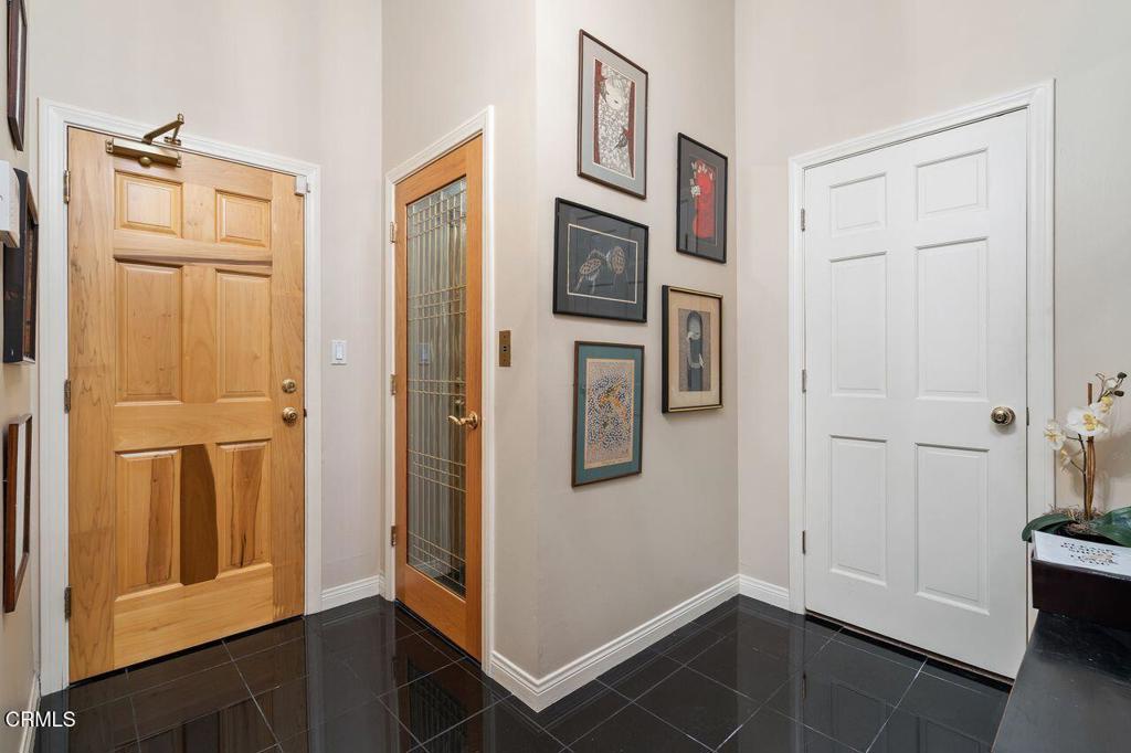 70 N Arroyo Boulevard