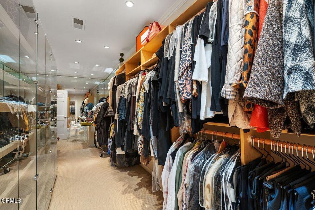 70 N Arroyo Boulevard