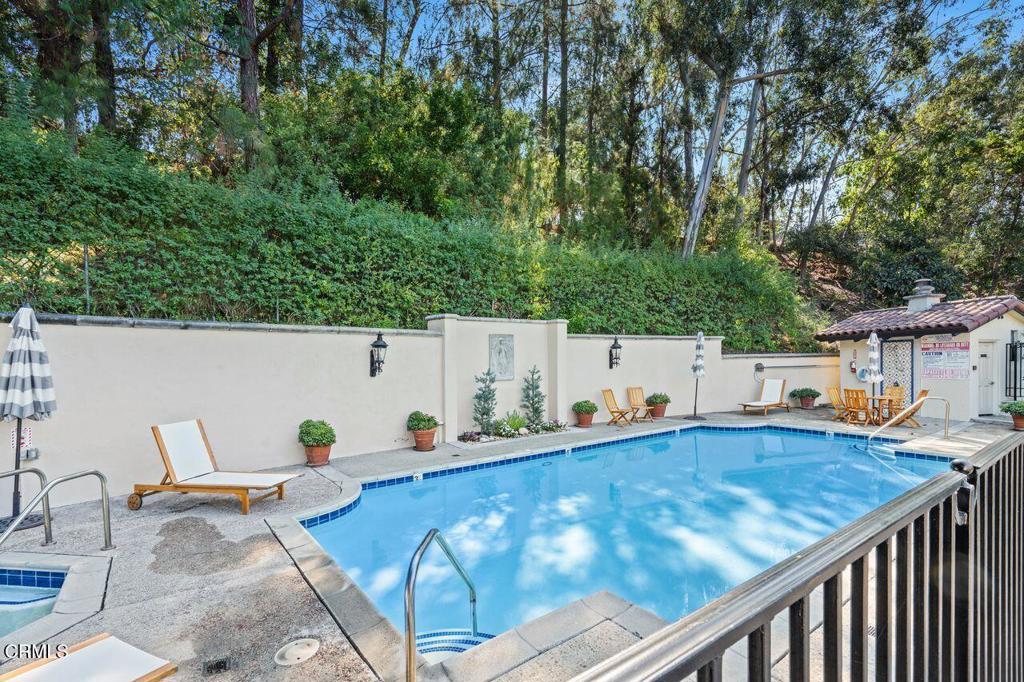 70 N Arroyo Boulevard